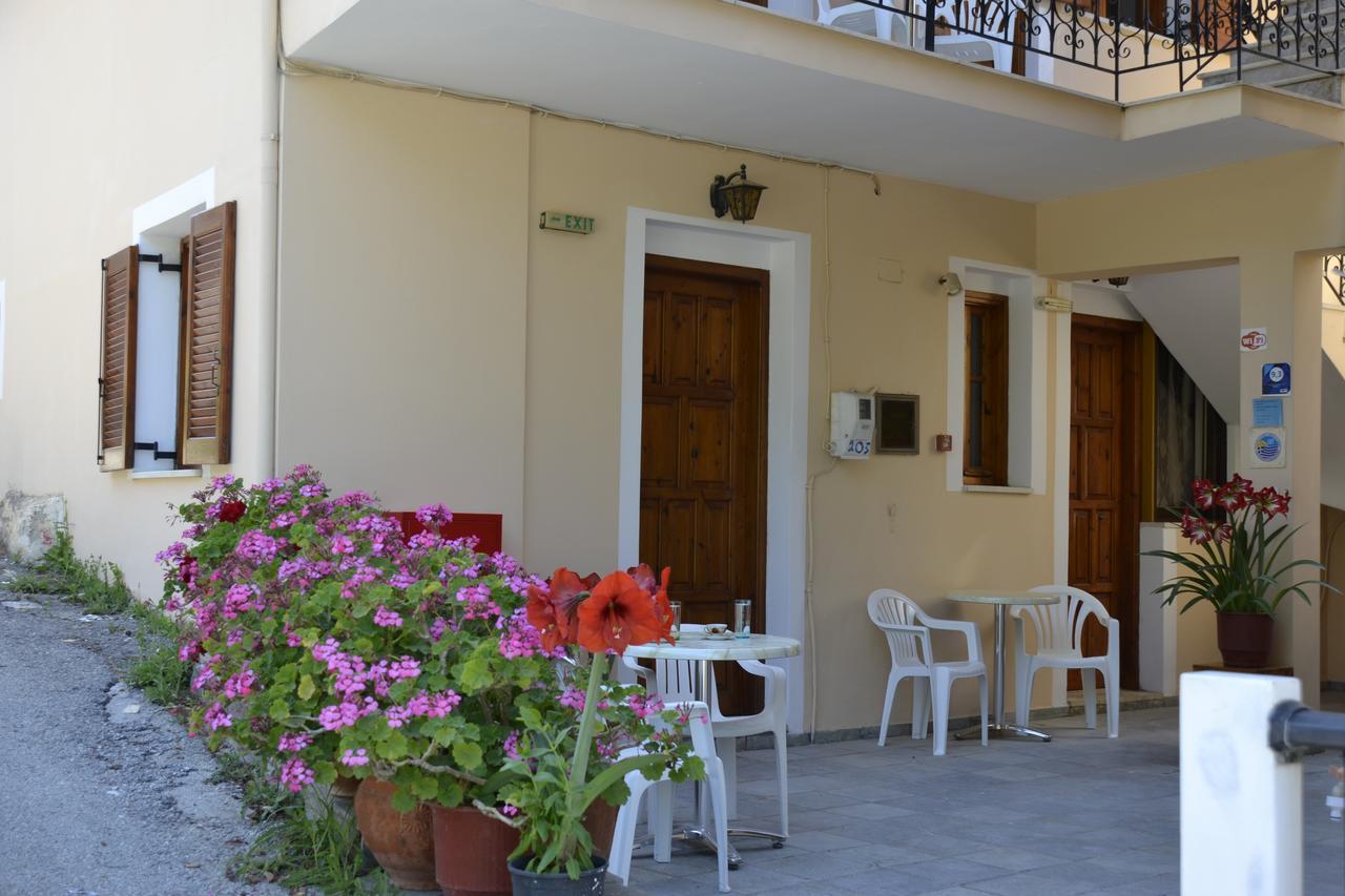 Geroulis Stefanos Studios Vasiliki  Exterior photo